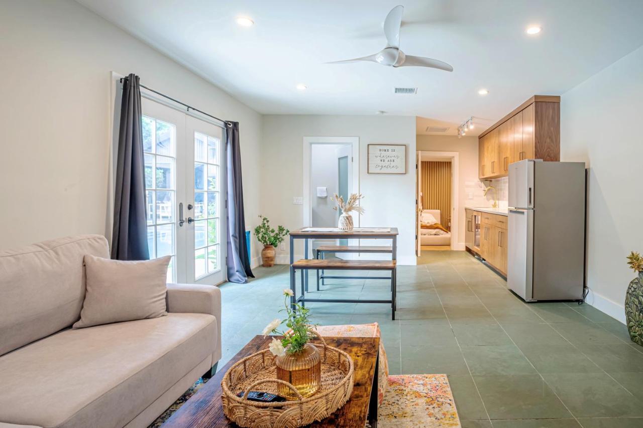 Serene 1 Bed Guest House With Patio Sleeps 6 ลอสแอนเจลิส ภายนอก รูปภาพ