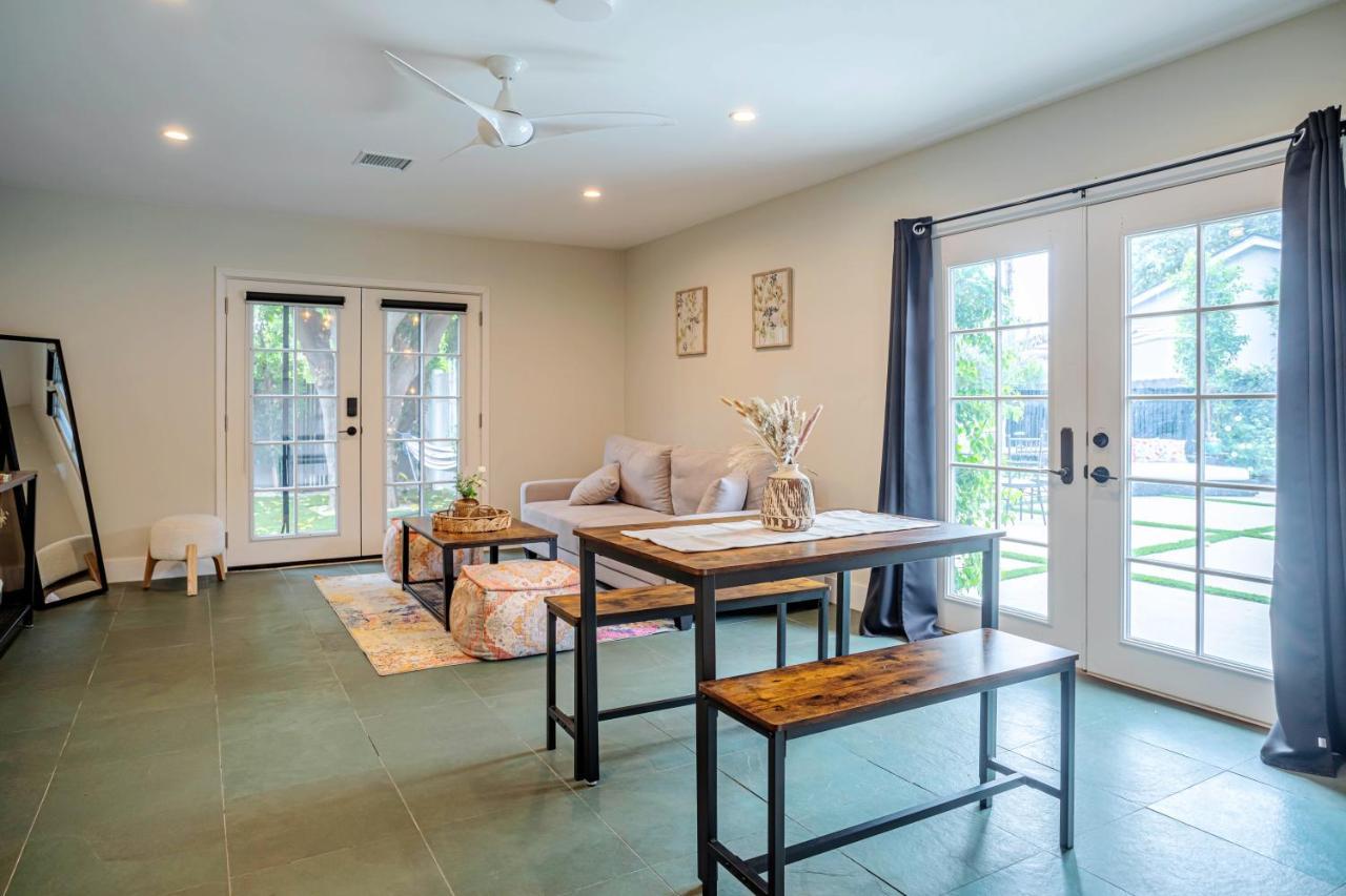 Serene 1 Bed Guest House With Patio Sleeps 6 ลอสแอนเจลิส ภายนอก รูปภาพ